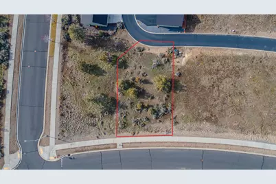 464 SE Manzanita Drive, Madras, OR 97741 - Photo 1