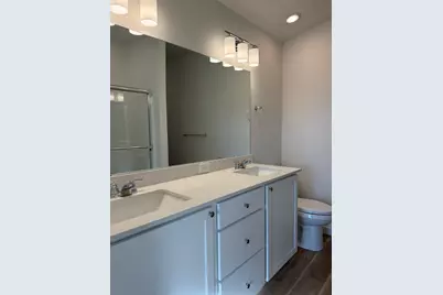 588 NE Mitchell Street, Madras, OR 97741 - Photo 12