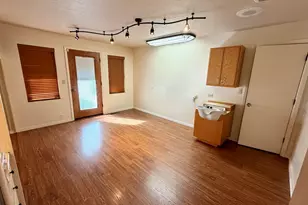 1117 NE Memorial Dr, Grants Pass, OR 97526 - Photo 24