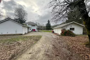 800 Sunny Glen Way, Wolf Creek, OR 97497 - Photo 36