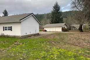 800 Sunny Glen Way, Wolf Creek, OR 97497 - Photo 34