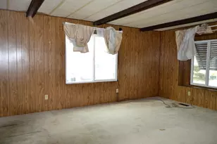 2385 Table Rock Rd, Medford, OR 97501 - Photo 4