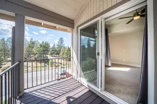 61574 SW Blakely Rd, Bend, OR 97702 - Photo 24