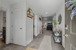 725 NE Redwood Ave, Redmond, OR 97756 - Photo 14