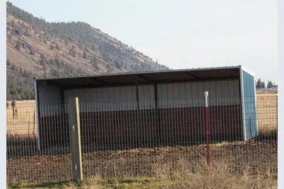 29277 N Highway 97 Highway N #251122, Chiloquin, OR 97624 - Photo 20