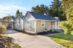 405 NW Dimmick St, Grants Pass, OR 97526 - Photo 4