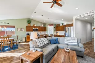 51780 Mountain Pne St, La Pine, OR 97739 - Photo 6