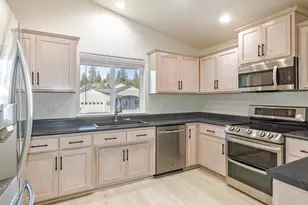223 Cedar Brook Ln, Cave Junction, OR 97523 - Photo 8
