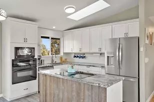 25020 Kiwa Ln, Bend, OR 97701 - Photo 8