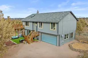 25020 Kiwa Ln, Bend, OR 97701 - Photo 2