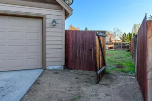 1113 NW 22nd Pl, Redmond, OR 97756 - Photo 28