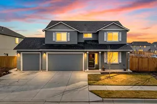 3308 NW 9th St, Redmond, OR 97756 - Photo 1