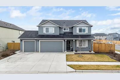 3308 NW 9th Street, Redmond, OR 97756 - Photo 2