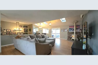 164 Peach Street, Klamath Falls, OR 97601 - Photo 4