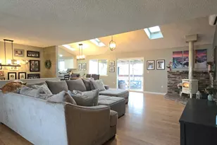 164 Peach St, Klamath Falls, OR 97601 - Photo 4