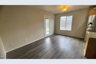 3316 Paramont Street, Klamath Falls, OR 97603 - Photo 14