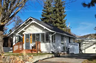 129 Henry St, Klamath Falls, OR 97601 - Photo 2