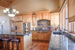 17171 SW Chaparral Dr, Powell Butte, OR 97753 - Photo 12