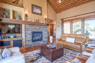 17171 SW Chaparral Dr, Powell Butte, OR 97753 - Photo 10