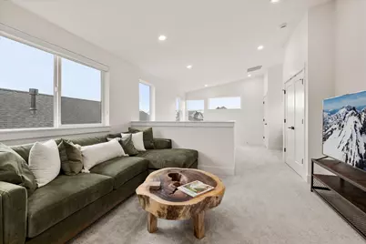 3843 NE Petrosa Avenue, Bend, OR 97701 - Photo 30