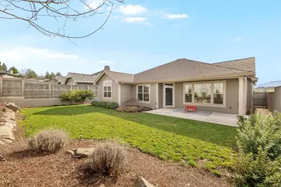 3969 Sunleaf Avenue, Medford, OR 97504 - Photo 32