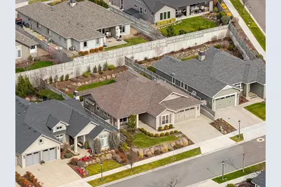 3969 Sunleaf Avenue, Medford, OR 97504 - Photo 44