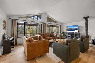 350 Splendor Dr, Wilderville, OR 97543 - Photo 10