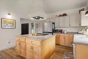 350 Splendor Dr, Wilderville, OR 97543 - Photo 16