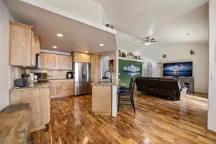 631 Nottingham Terrace, Eagle Point, OR 97524 - Photo 12