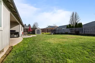 631 Nottingham Terrace, Eagle Point, OR 97524 - Photo 24