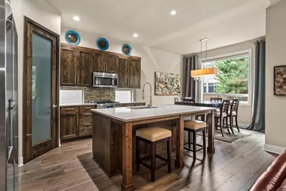 3053 NW Clubhouse Drive, Bend, OR 97703 - Photo 12