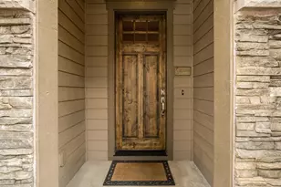 3053 NW Clubhouse Dr, Bend, OR 97703 - Photo 4