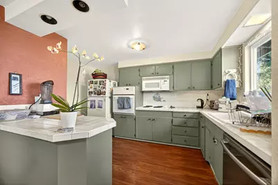 1872 Hope Street, Ashland, OR 97520 - Photo 8