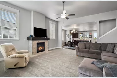 61089 SE Echo Lake Court, Bend, OR 97702 - Photo 6