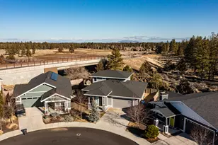 61089 SE Echo Lake Ct, Bend, OR 97702 - Photo 38