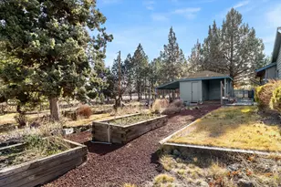 63545 Deschutes Market Rd, Bend, OR 97701 - Photo 10