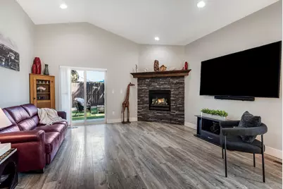 2382 NE Jackson Avenue, Bend, OR 97701 - Photo 4