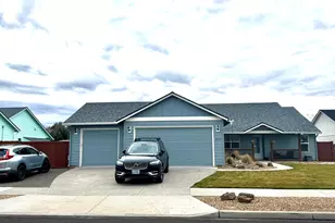 2921 NW 19th St, Redmond, OR 97756 - Photo 1