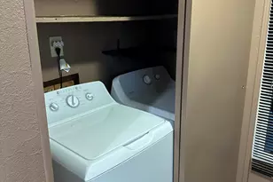 3700 Bellinger Ln, Medford, OR 97501 - Photo 10