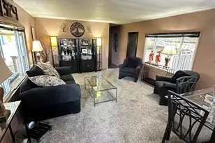 3700 Bellinger Ln, Medford, OR 97501 - Photo 4