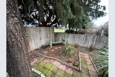 3700 Bellinger Lane #SPC 49, Medford, OR 97501 - Photo 20