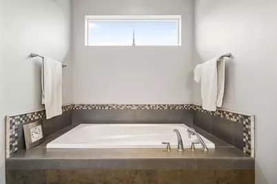 890 Cinnamon Teal Drive, Redmond, OR 97756 - Photo 10