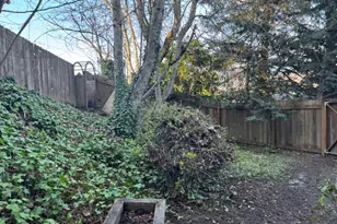 1986 Kelly Way, Grants Pass, OR 97527 - Photo 2