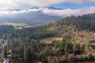 424 Genverna Glen, Grants Pass, OR 97527 - Photo 22