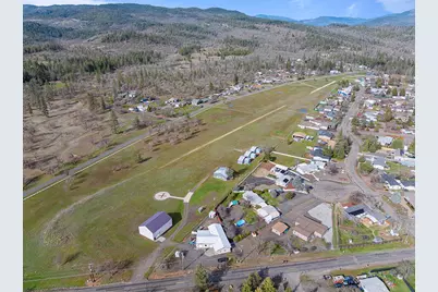 104 Hart Circle, Shady Cove, OR 97539 - Photo 32