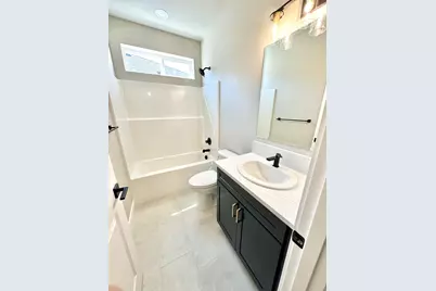 646 Terrazzo Way, Medford, OR 97501 - Photo 10