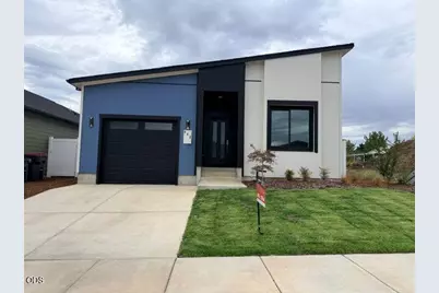 646 Terrazzo Way, Medford, OR 97501 - Photo 1