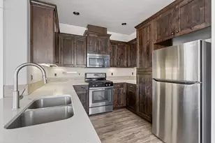 3365 SW 28th St, Redmond, OR 97756 - Photo 8