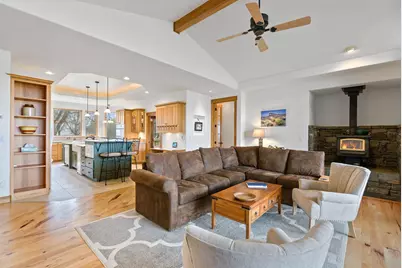 66255 White Rock Loop, Bend, OR 97703 - Photo 32