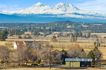 66255 White Rock Loop, Bend, OR 97703 - Photo 2